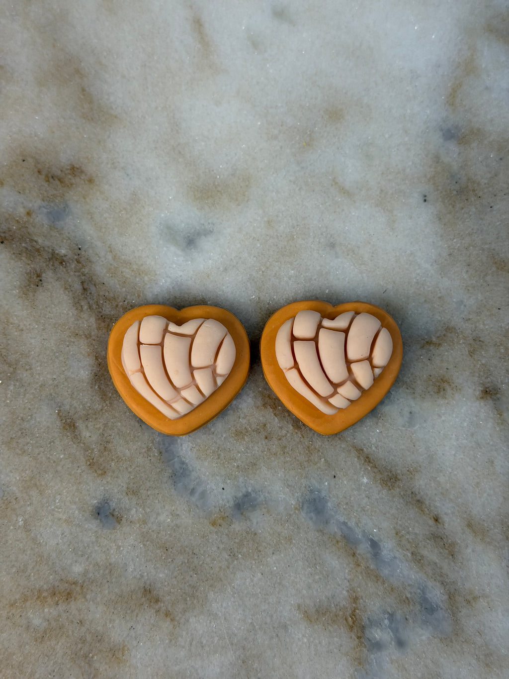 Clay Heart Concha Magnet 🩷